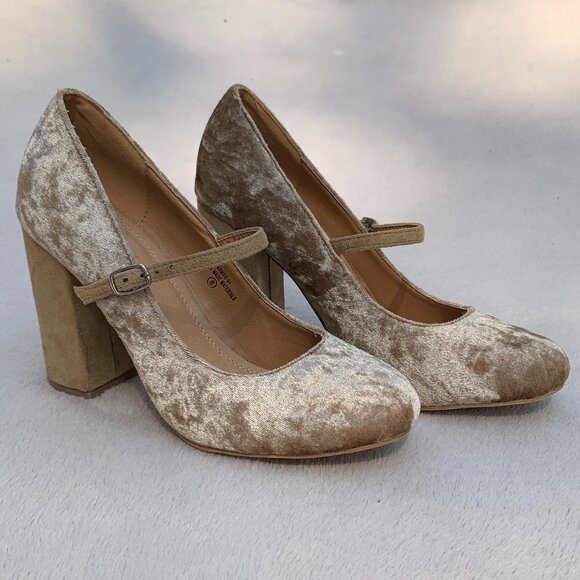Modesta Carmeo-01 Crushed Velvet Mary Jane Style Block Heels - Picture 2 of 16